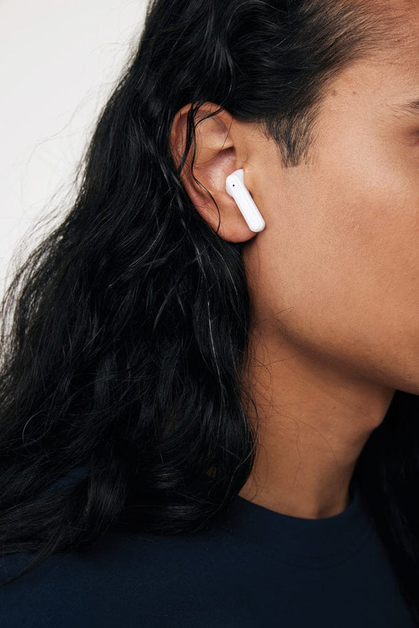 Auricolari wireless Tunevo in plastica riciclata RCS bianco - personalizzabile con logo