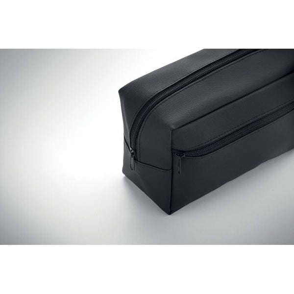 Beauty case in 600D RPET con rivestimento in PU Nero - personalizzabile con logo