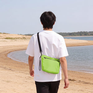Borsa a tracolla resistente all'acqua in tessuto ripstop 33 x 23 x 13 cm - personalizzabile con logo