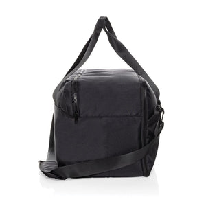 Borsa weekend porta PC da 15,6" Swiss Peak in rPET Aware™ nero - personalizzabile con logo