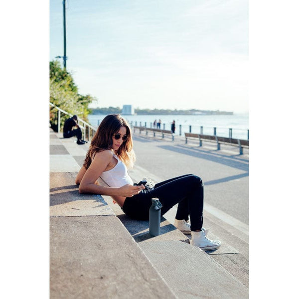 Bottiglia a singolo strato Recycled Inox - personalizzabile con logo