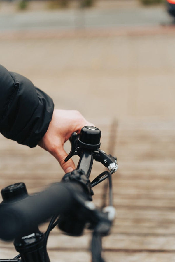 Campanello per bicicletta Pedalfinder con localizzatore nero - personalizzabile con logo