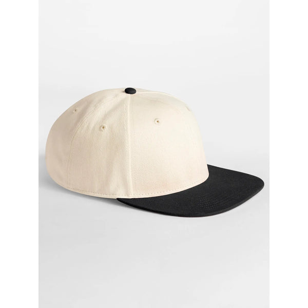 Cappellino Contrast Flat Peak 6 Panel Cap beige - personalizzabile con logo