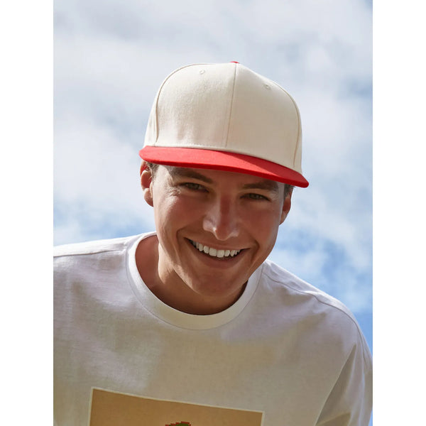 Cappellino Contrast Flat Peak 6 Panel Cap - personalizzabile con logo