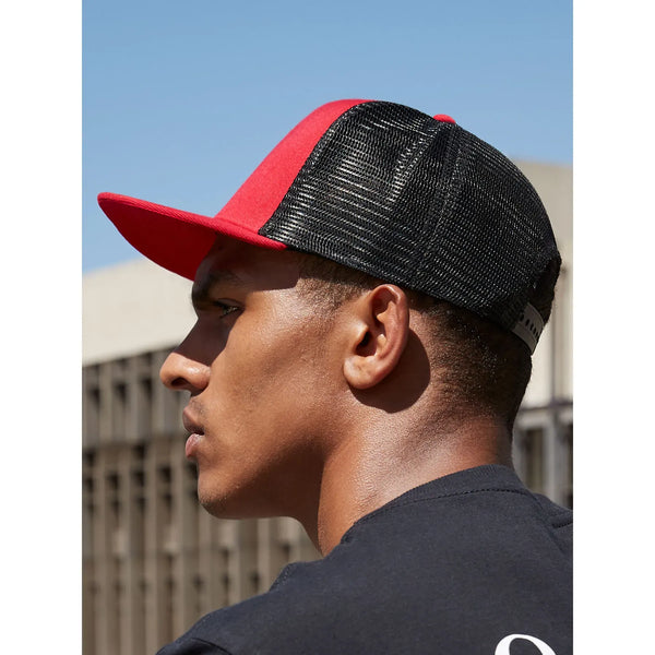 Cappellino Original Flat Peak 6 Pan. Trucker - personalizzabile con logo