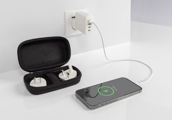 Caricatore da viaggio type C TravelCharge Pro in rABS RCS bianco - personalizzabile con logo