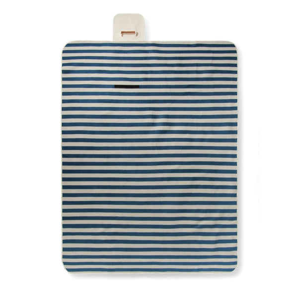 Coperta picnic grande VINGA Alba in rPET GRS blu navy - personalizzabile con logo