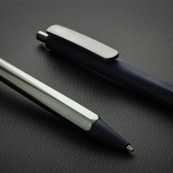 Esclusiva penna a tre lati EDGE RCS - personalizzabile con logo