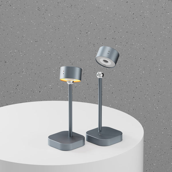 Lampada da tavolo intelligente Xoopar Mojiu con controllo vocale grigio - personalizzabile con logo
