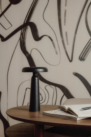 Lampada da tavolo VINGA Avery RCS - personalizzabile con logo