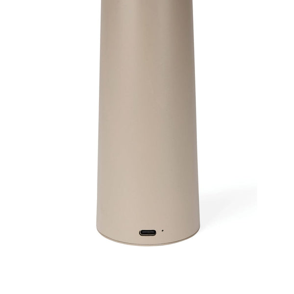 Lampada da tavolo VINGA Avery RCS - personalizzabile con logo