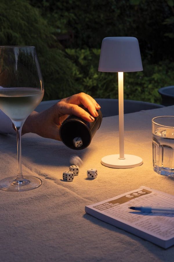 Lampada USB ricaricabile da tavolo Zenic in plastica RCS - personalizzabile con logo