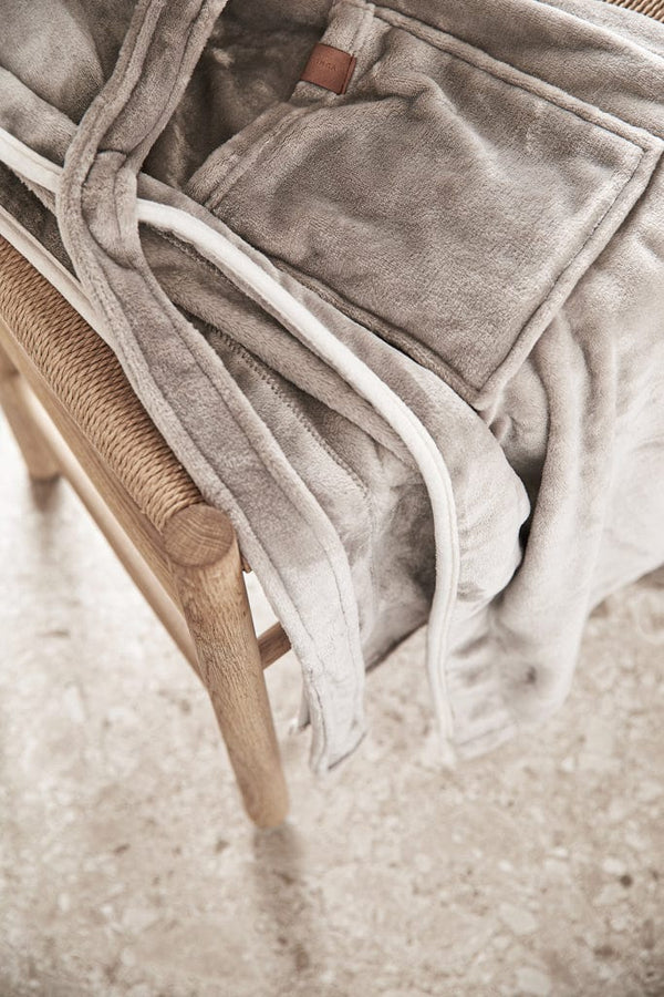 Lussuosa vestaglia VINGA Louis in RPET GRS, taglia L-XL grigio - personalizzabile con logo