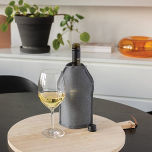 Manicotto termico Vino in rPET AWARE™ - personalizzabile con logo