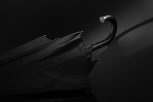 Ombrello 25" Swiss Peak Vero in rPET Aware™ nero - personalizzabile con logo