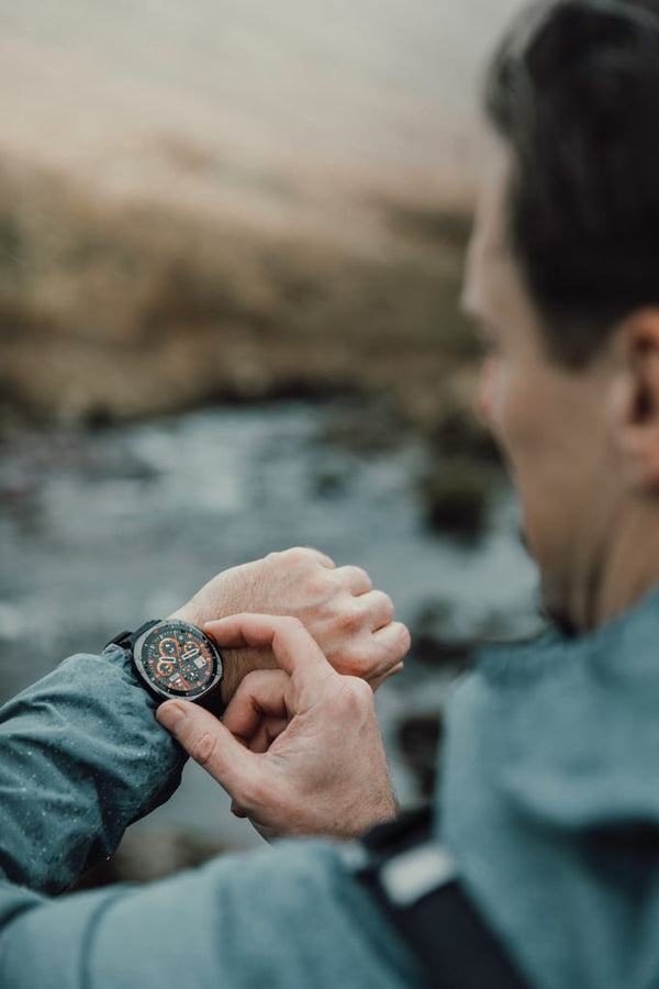 Orologio ad alte prestazioni Nordic Drift Titan nero - personalizzabile con logo