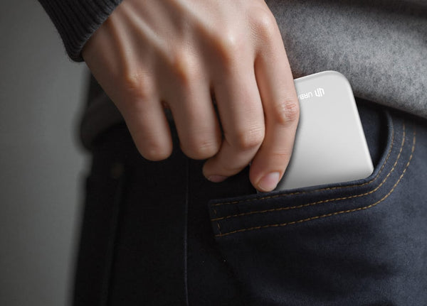 Powerbank da 3000 mAh ultra fine Urban Vitamin Concord RCS - personalizzabile con logo