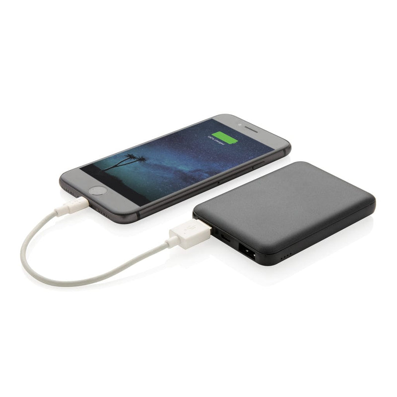 Powerbank tascabile da 5.000 mAh ad alta densità * Colore: nero, bianco, rosso, blu €16.61 - P324.761