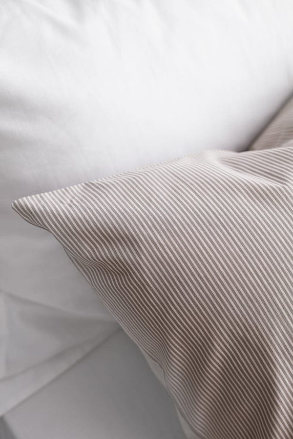 Set biancheria da letto VINGA Montgomery in cotone premium, - personalizzabile con logo