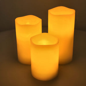 Set di 3 candele in cera LED Koselys (alimentate a batteria) Avorio - personalizzabile con logo