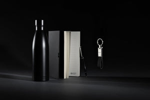 Set regalo business deluxe kit con bottiglia RCS nero - personalizzabile con logo