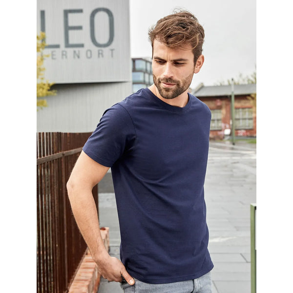 T-shirt Basic-t Man 150 - personalizzabile con logo