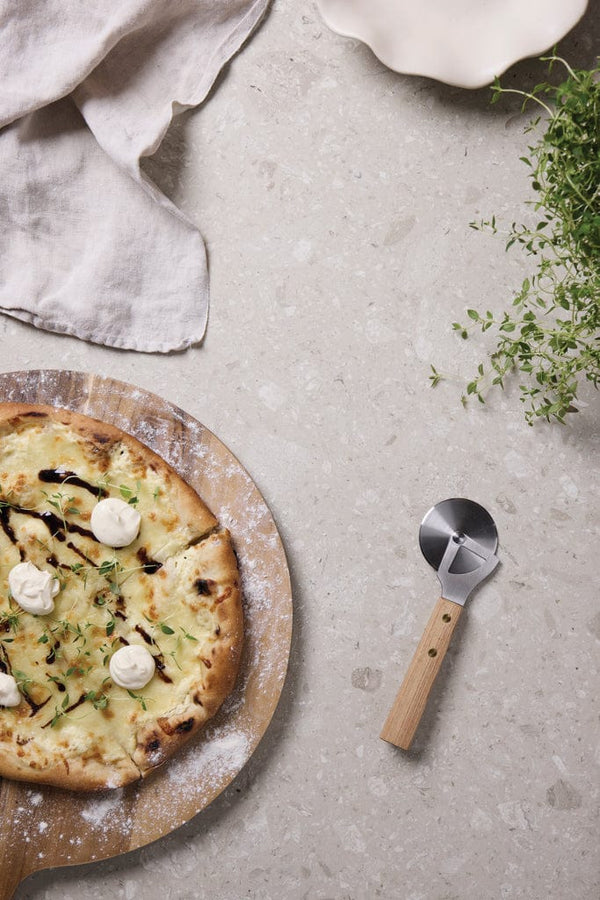 Tagliapizza VINGA Paso marrone - personalizzabile con logo