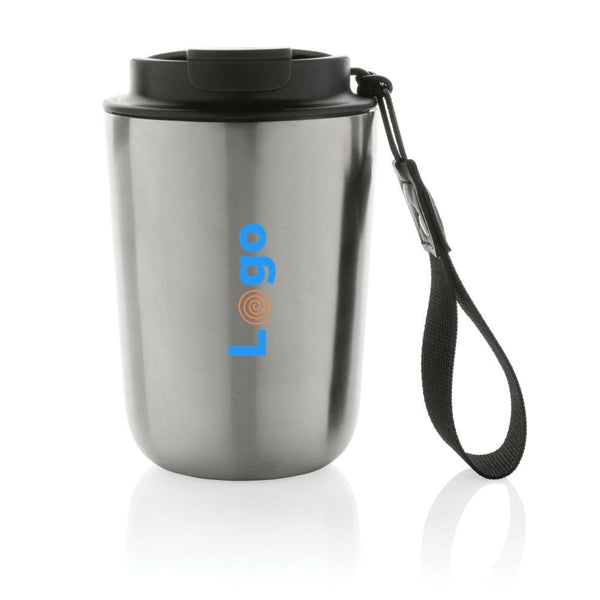 Tazza termica Cuppa in acciaio riciclato con laccio da collo - personalizzabile con logo