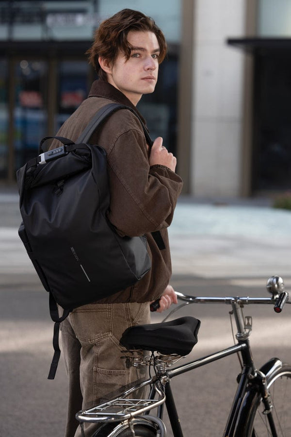 Zaino impermebile da bicicletta Urban nero - personalizzabile con logo