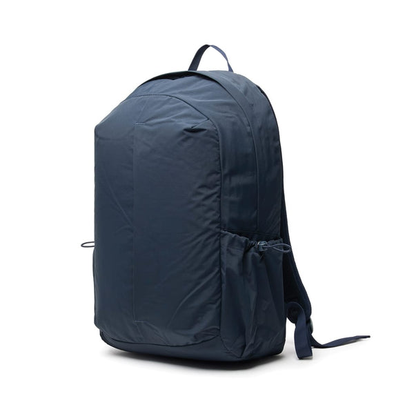 Zaino port PC 15,6" KENTO URBAN in nylon riciclato RCS - personalizzabile con logo