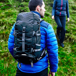 Zaino Trekking 30 Litri nero / UNICA - personalizzabile con logo